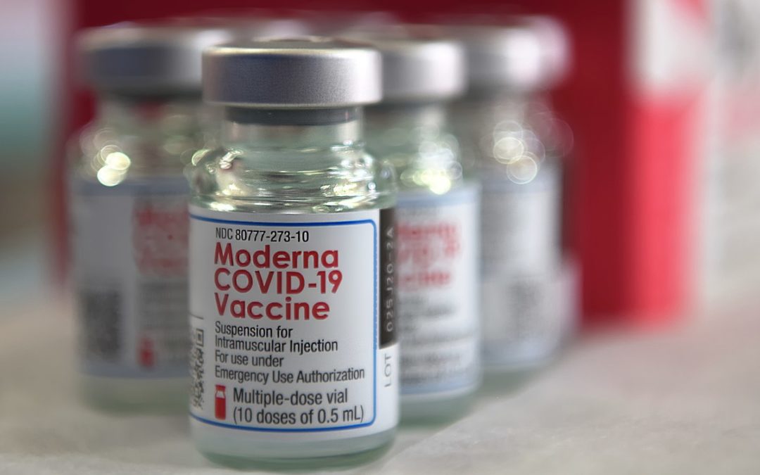 Moderna: “il vaccino mantiene risposta contro diverse varianti emergenti”. I dati dei test in vitro