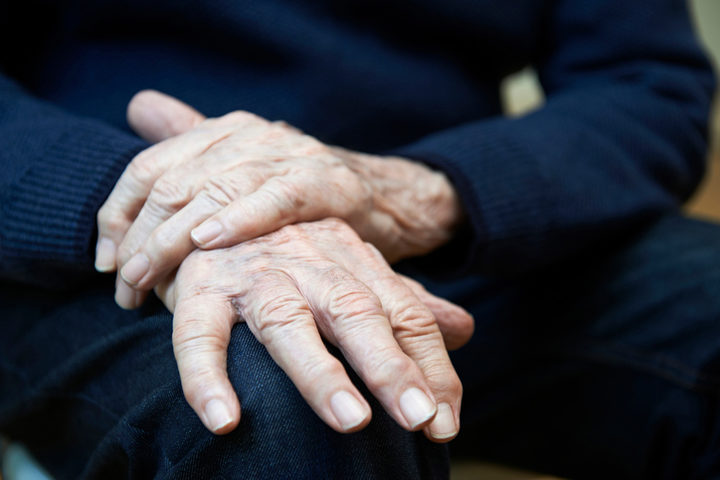Scoperte rare mutazioni che aumentano il rischio di Parkinson
