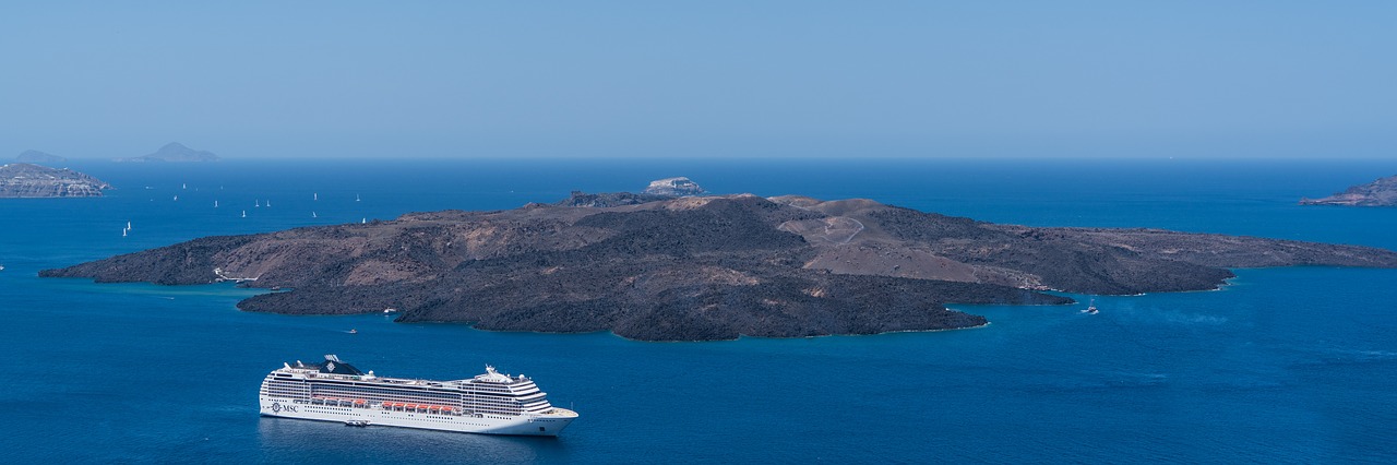 santorini-gdd9b37ee4_1280