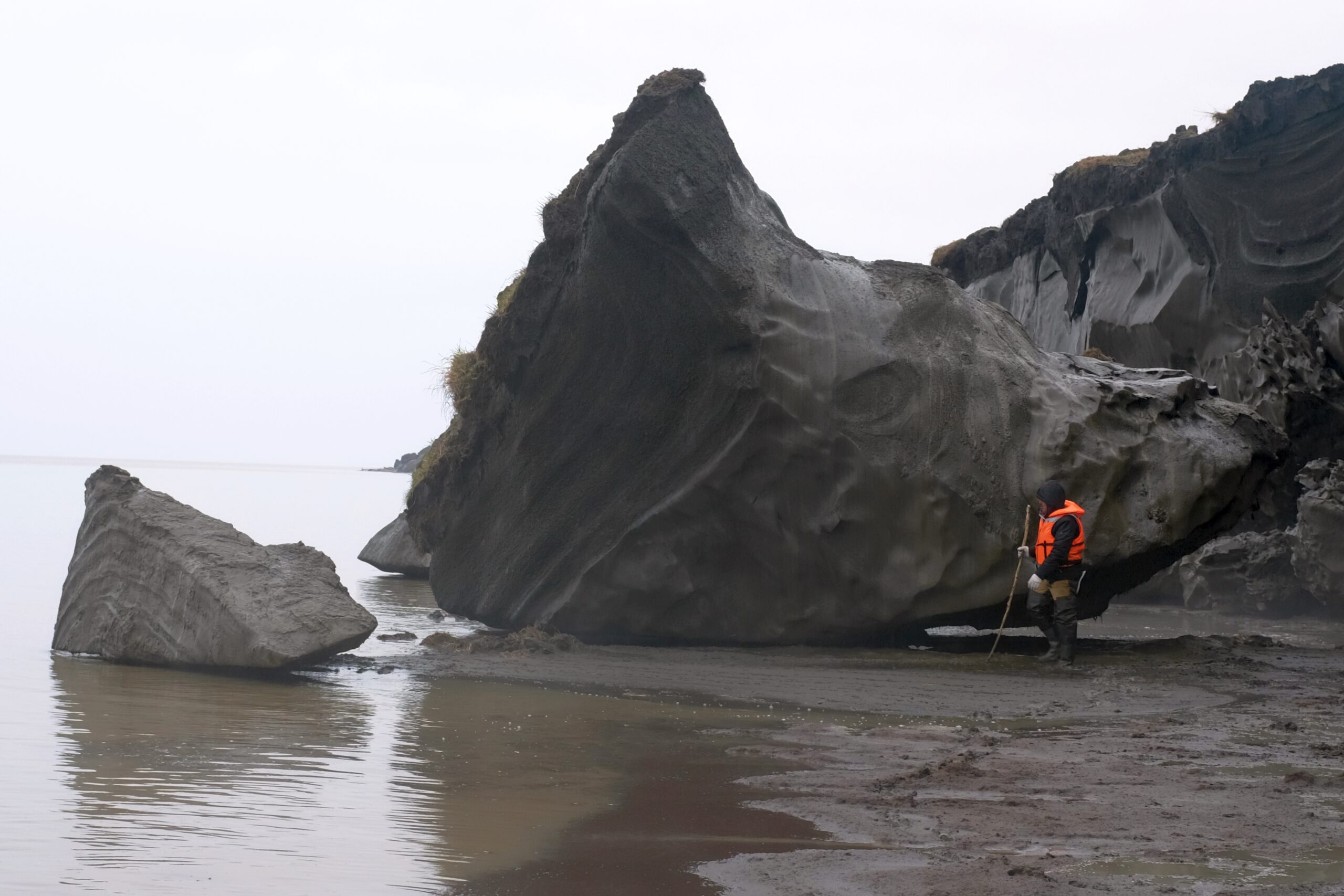 Scienza: il permafrost che si scioglie sbriciola le coste