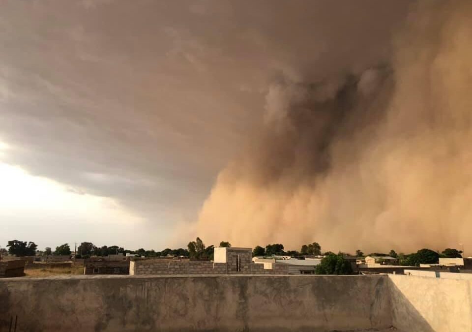 La polvere del deserto nel Sahara determina la pioggia degli uragani in Nord America