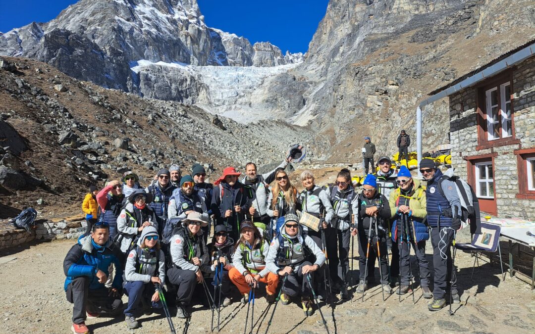 Scienza: UniCh, procede con successo spedizione verso la Piramide dell’Everest + FOTO