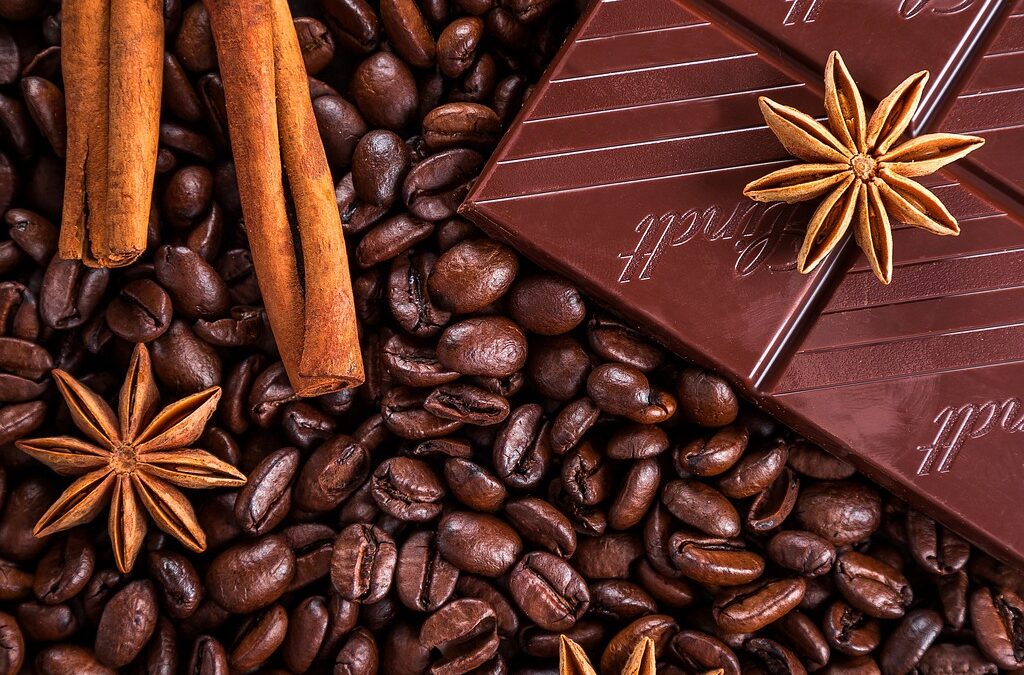 Cioccolato amaro, nocciole e caffè, la nuova terapia per proteggere il cuore