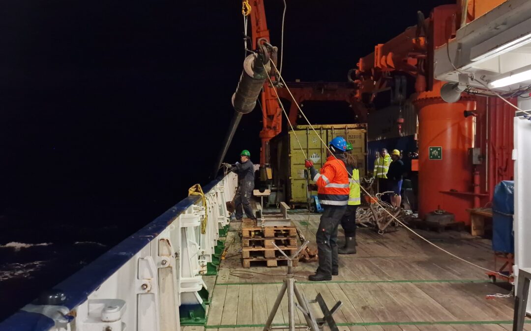 INGV: conclusa la spedizione per studiare lo scivolamento dell’Etna nel Mediterraneo