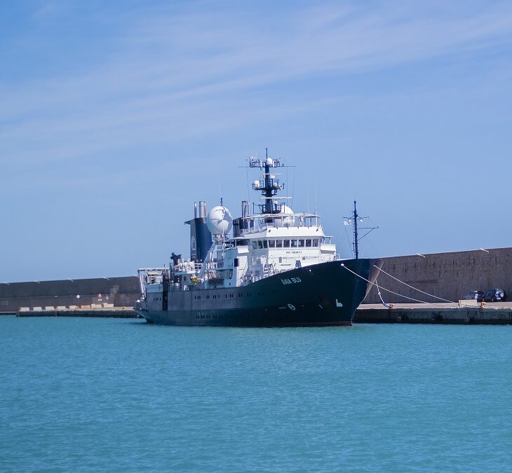 CNR nave “Gaia Blu” prende il largo per esplorare le profondità di Tirreno, Ionio e Adriatico