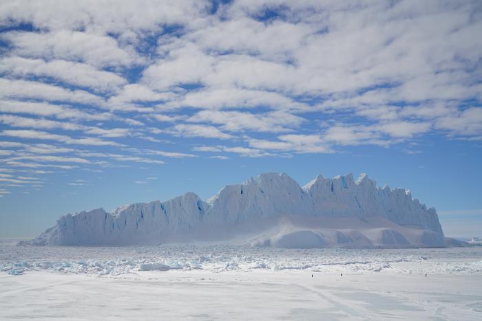 Dimostrato il legame tra l’evoluzione asimmetrica della calotta polare e il clima globale