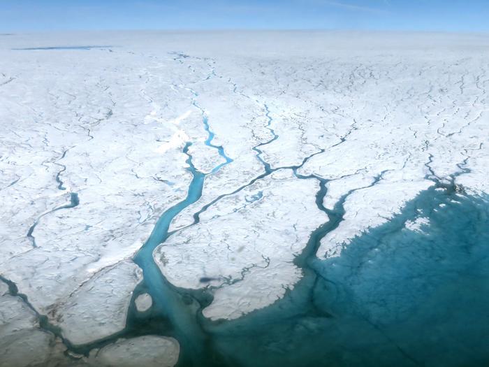 Nuova scoperta sui ghiacciai migliora previsioni sull’innalzamento del livello del mare